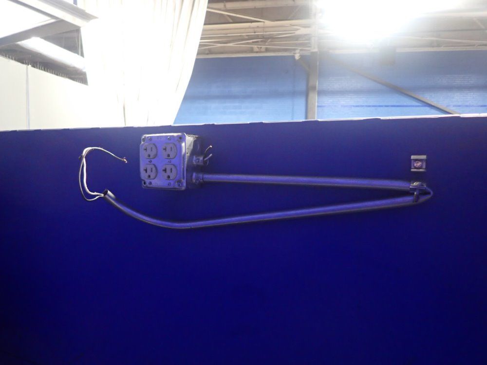 Donaldson Torit Downdraft Table