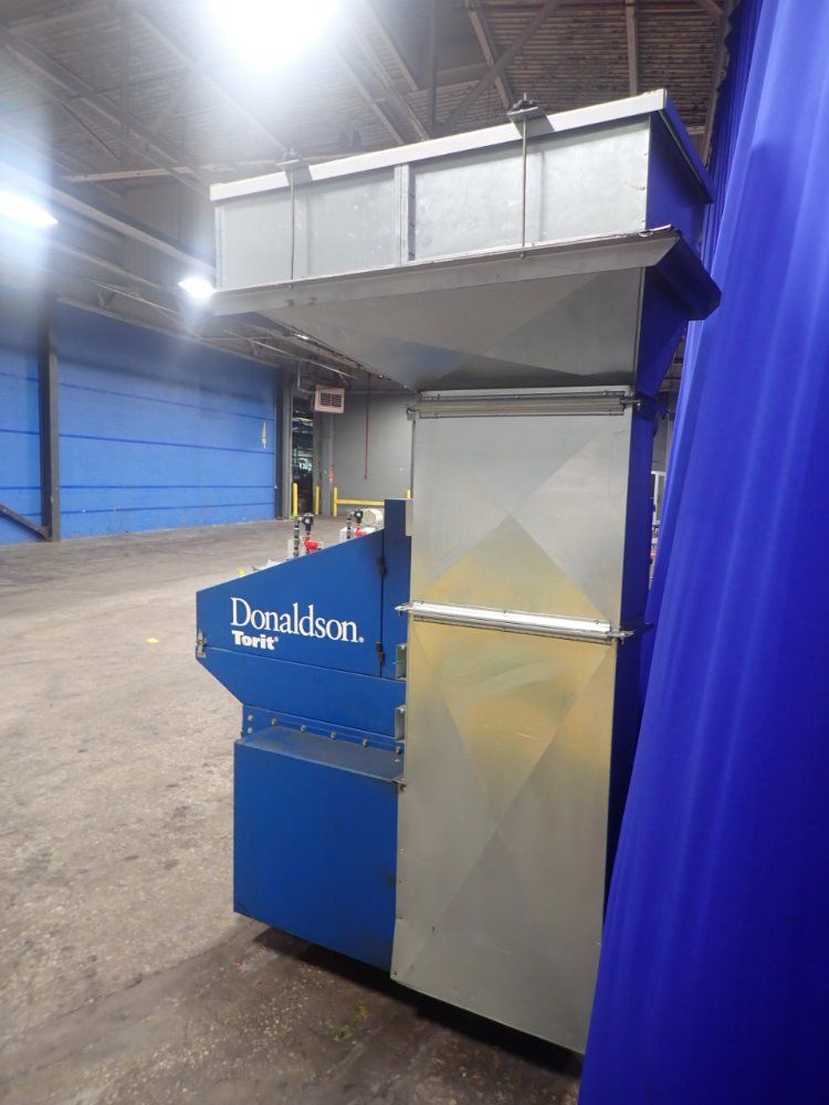 Donaldson Torit Downdraft Table