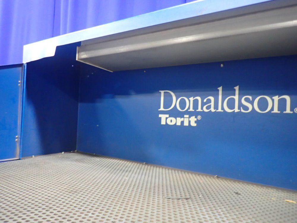 Donaldson Torit Downdraft Table