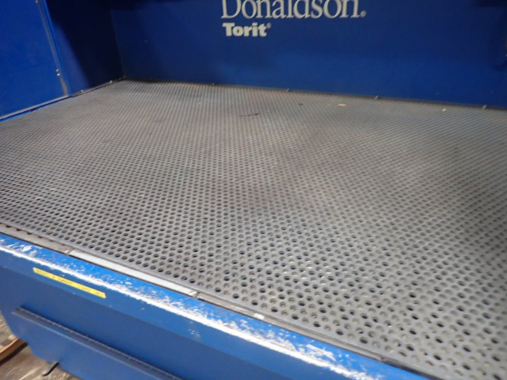 Donaldson Torit Downdraft Table