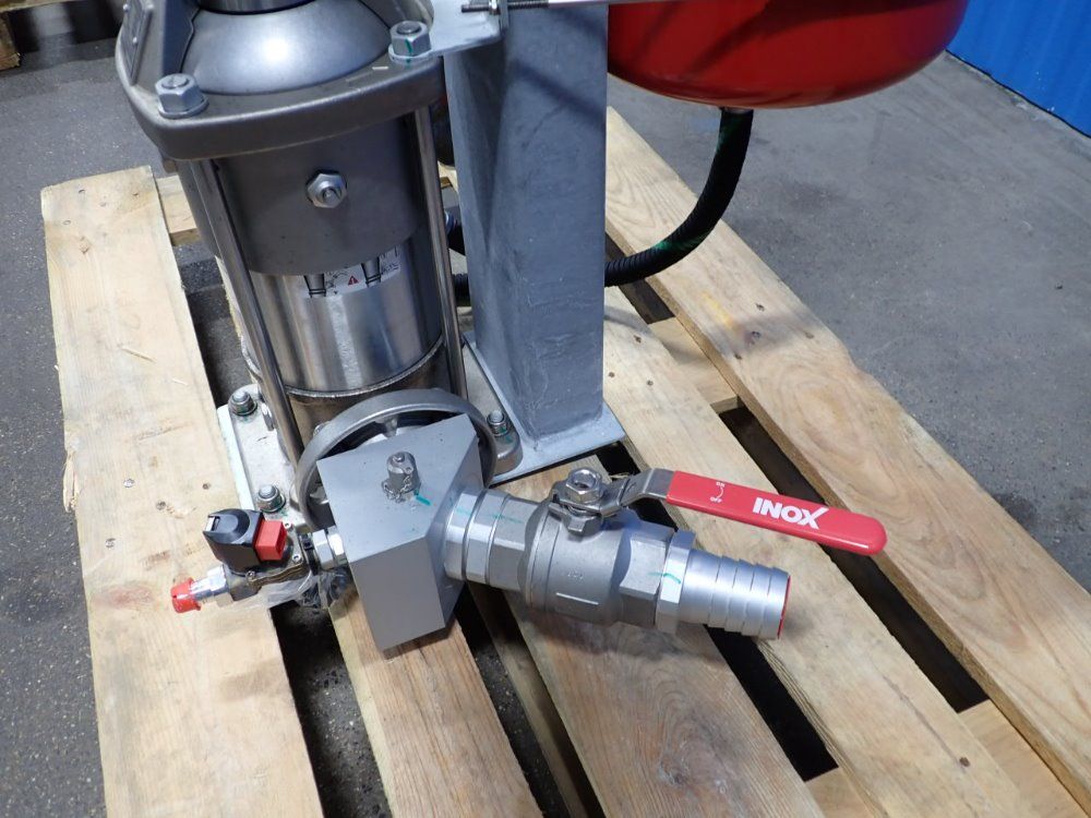 Grundfos Sealed Expansion Vessel - A96909422p11204