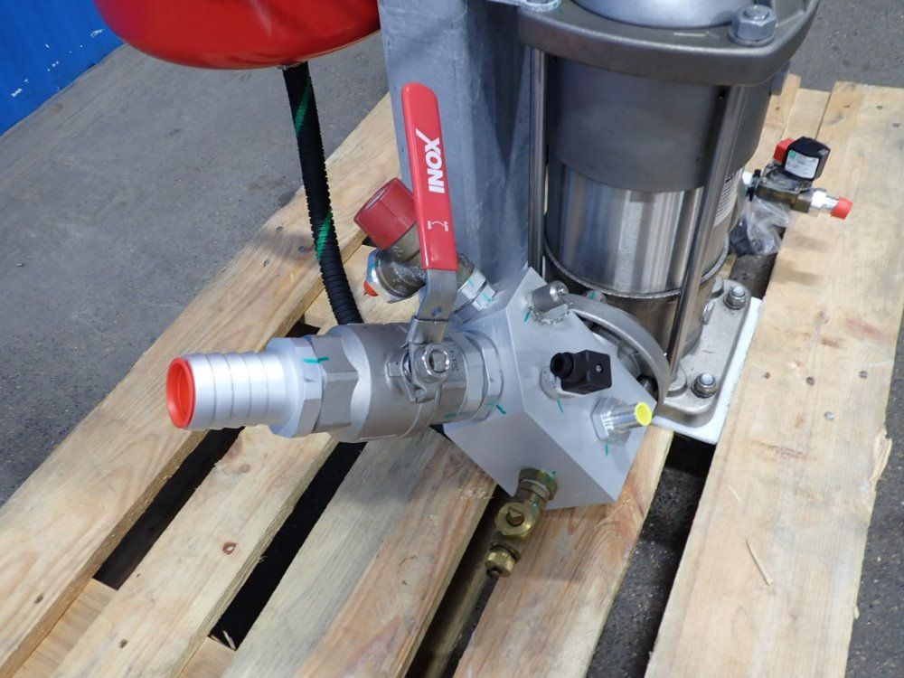 Grundfos Sealed Expansion Vessel - A96909422p11204