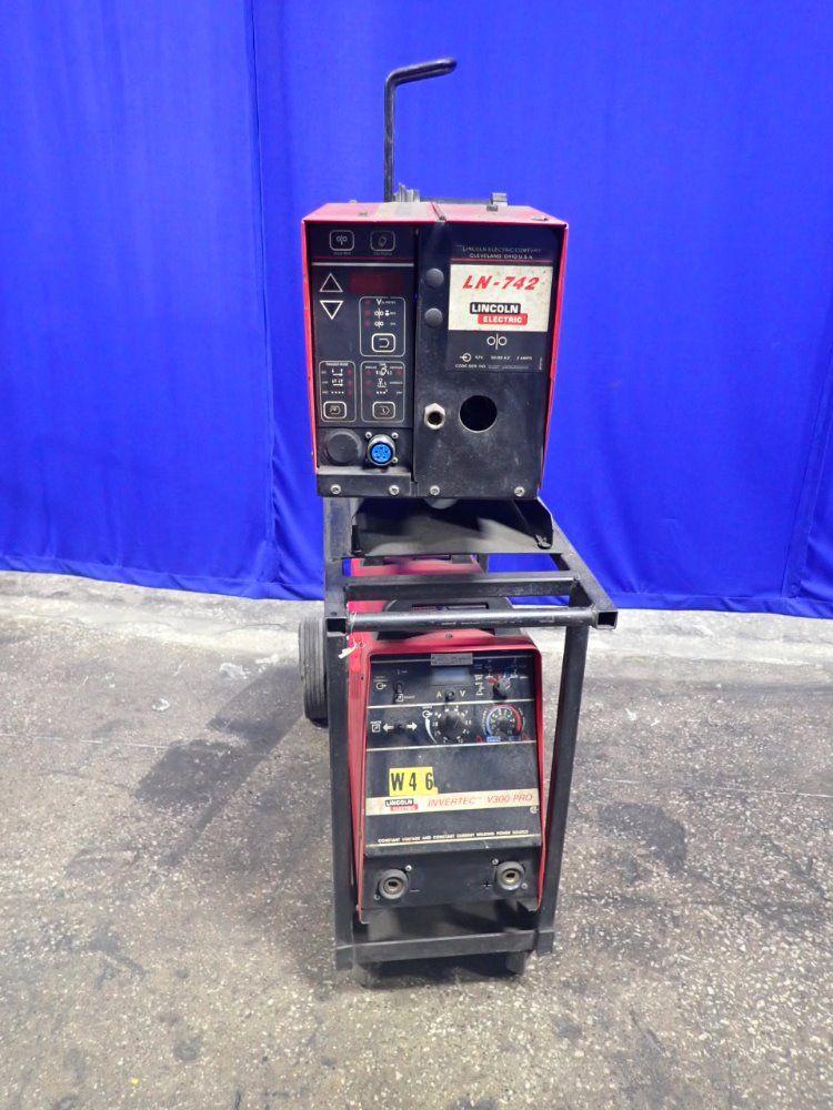 Lincoln Electric 300a/41v Invertec V300-pro Welder - Invertec V300-pro