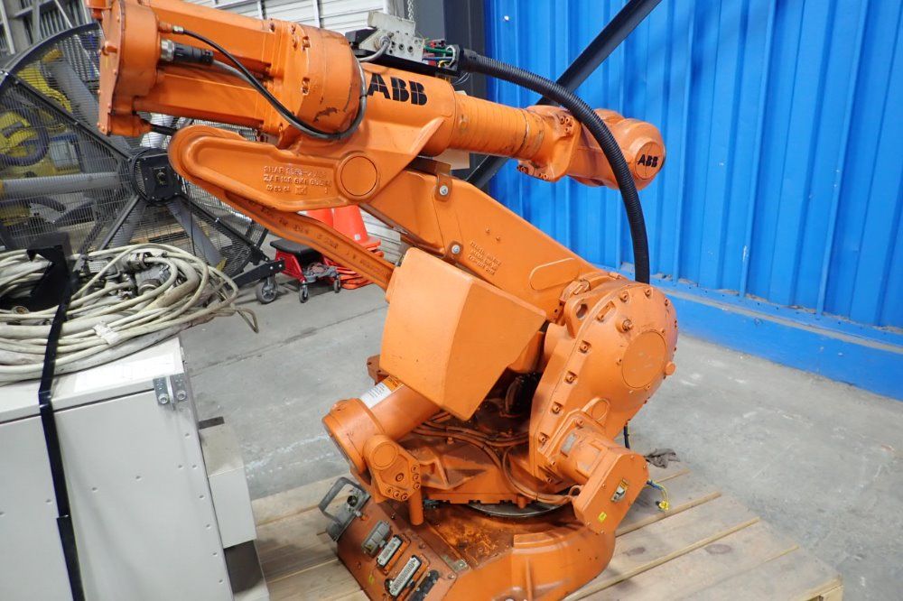 Abb 8.3 Kva Robot/controller - Irb 4400