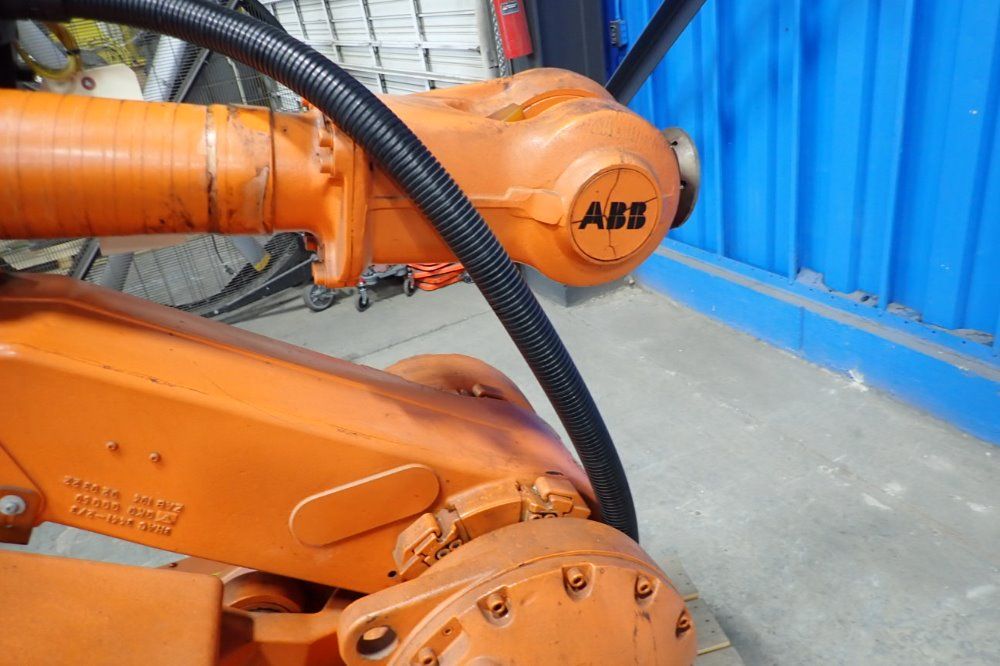 Abb 8.3 Kva Robot/controller - Irb 4400