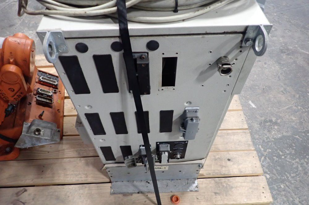 Abb 8.3 Kva Robot/controller - Irb 4400