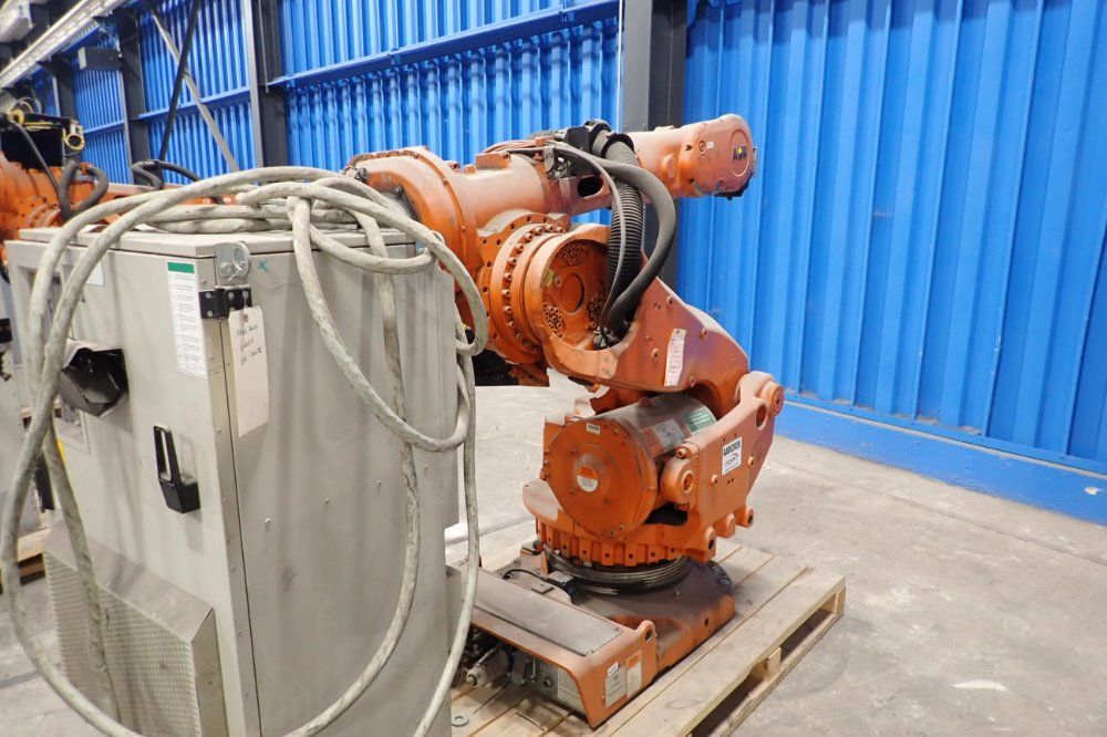 Abb 8.3 Kva Robot/controller - Irb4400/60