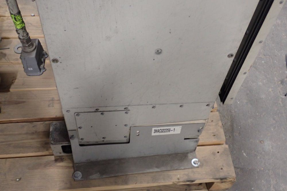 Abb 8.3 Kva Robot/controller - Irb4400/60