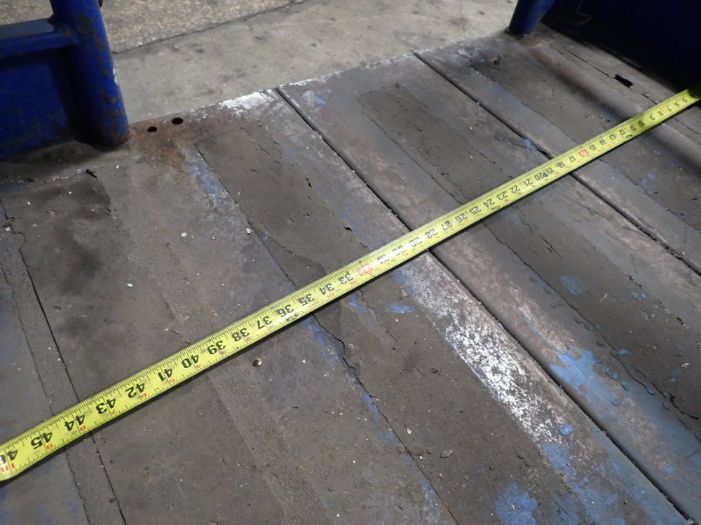 Upright Inc. 1000# Upright Inc. 66100-000/26n Electric Scissor Lift - 66100-000/26n