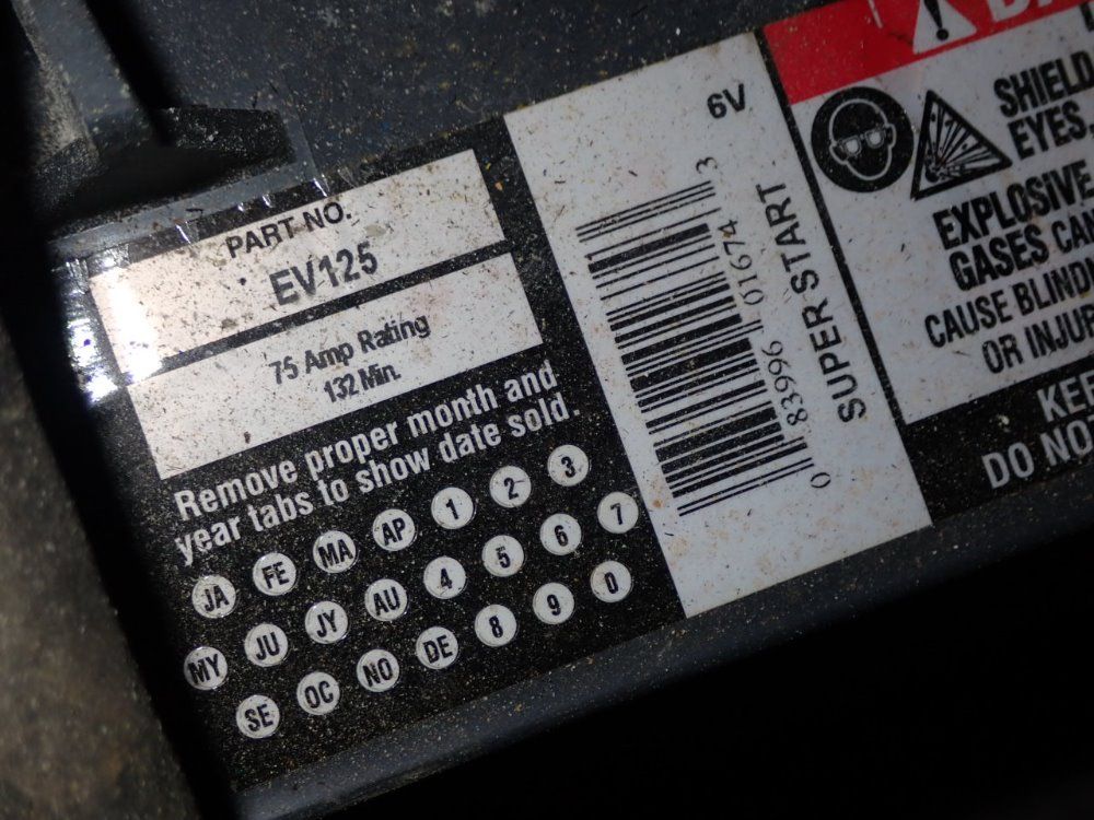 Upright Inc. 1000# Upright Inc. 66100-000/26n Electric Scissor Lift - 66100-000/26n