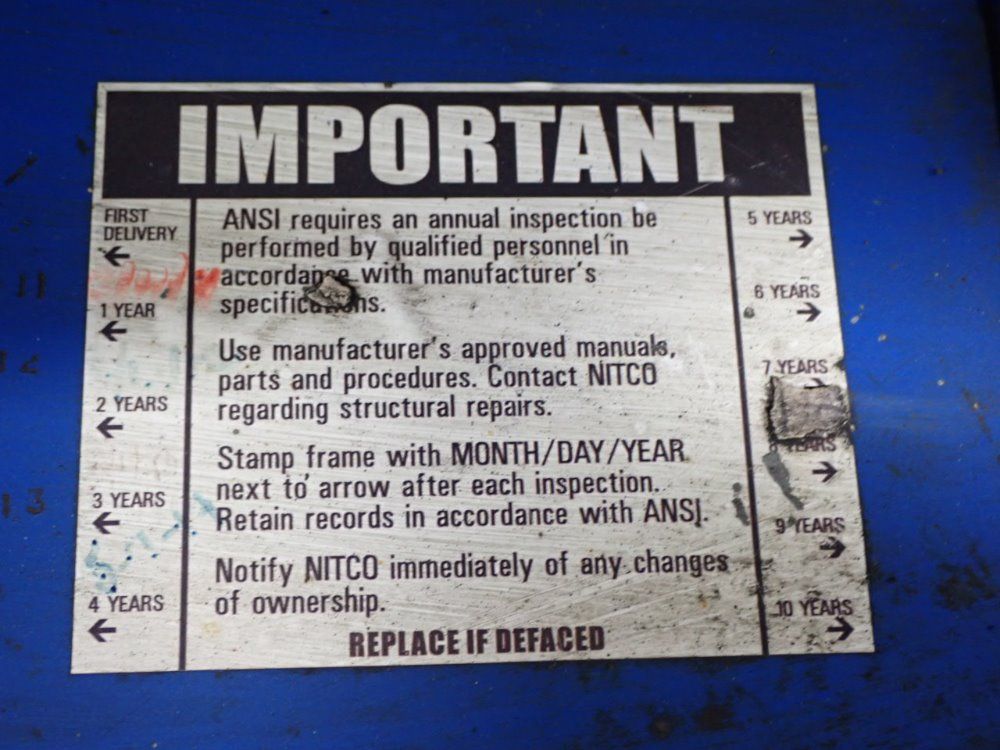 Upright Inc. 1000# Upright Inc. 66100-000/26n Electric Scissor Lift - 66100-000/26n