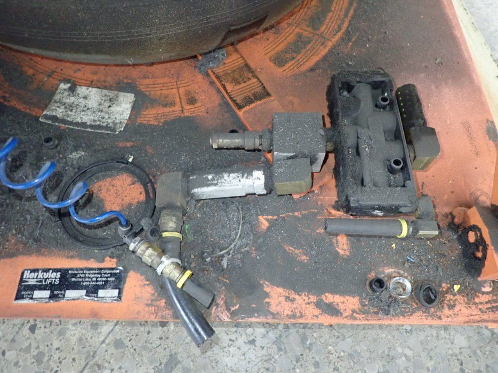 Herkules Lifts Hydraulic Rotary Lift Table