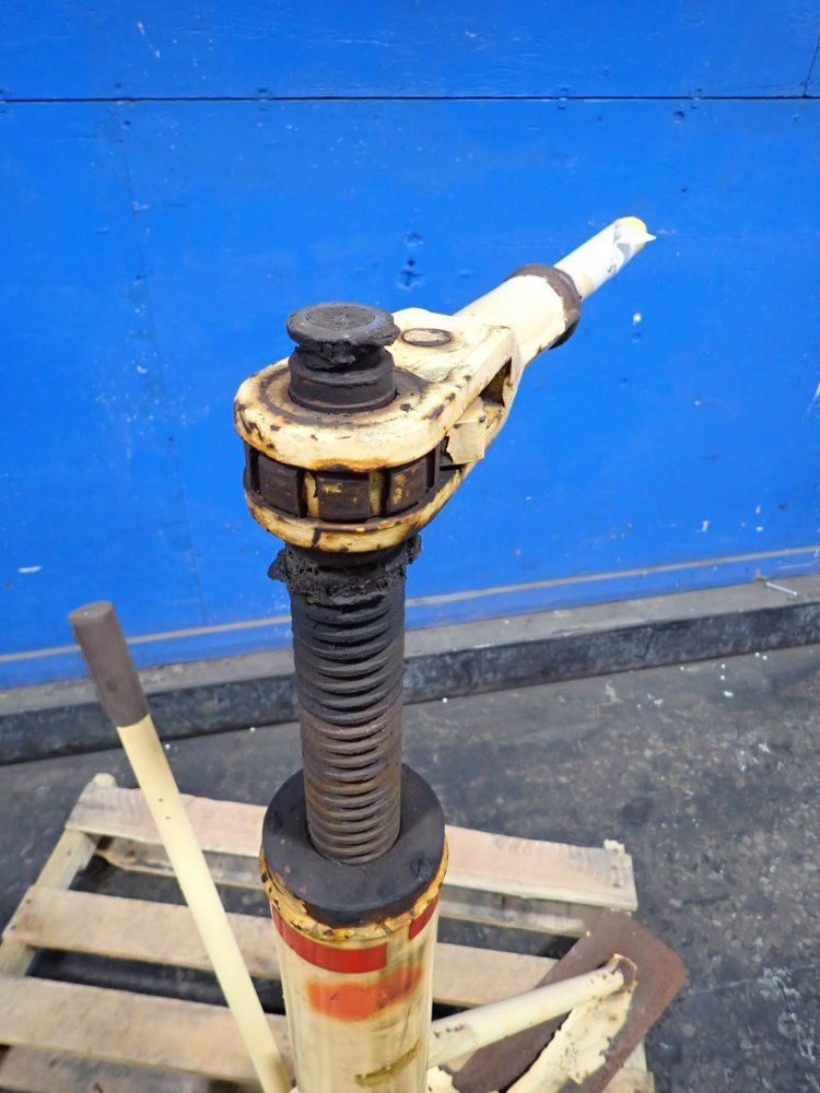 Vestil 100,000 Lbs/40,000 Lbs Trailer Stabilizing Jack