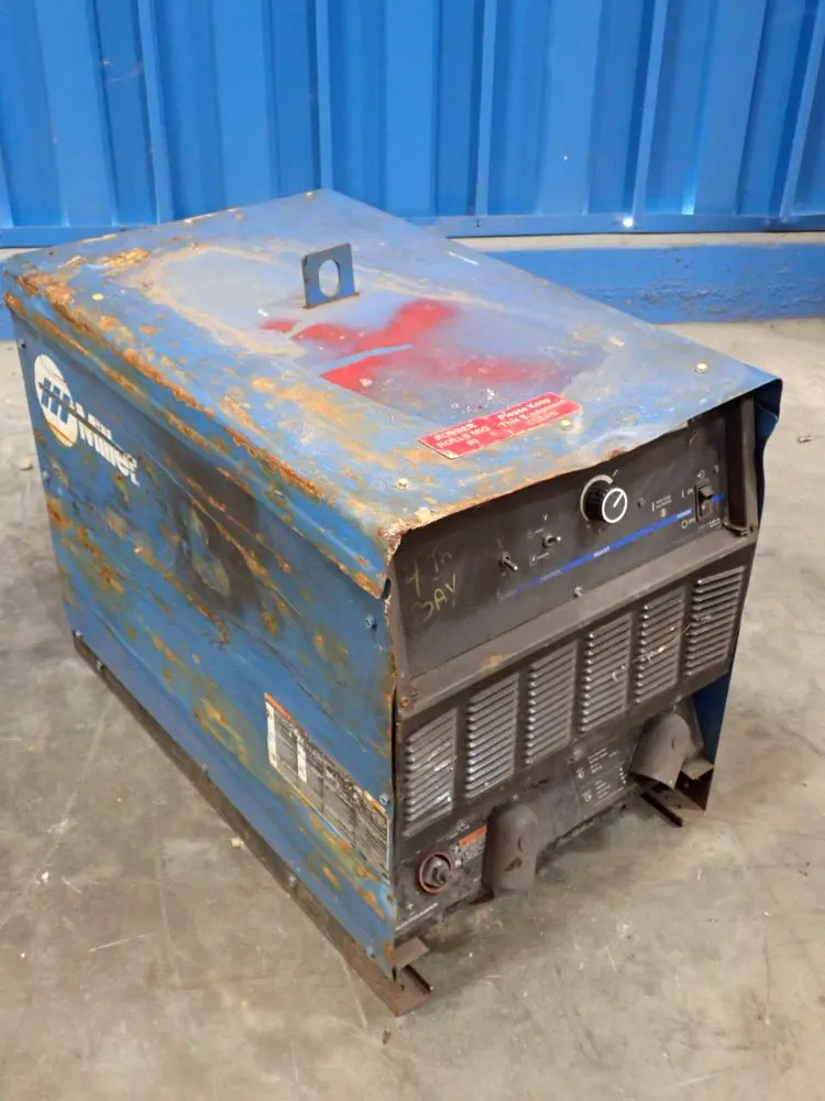 Miller 21.1kw Welding Machine - Deltaweld 452