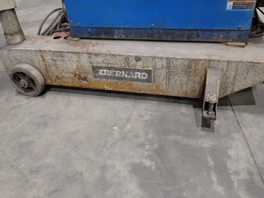 Miller 21.1kw, 72/63/22a Welder - Deltaweld 452