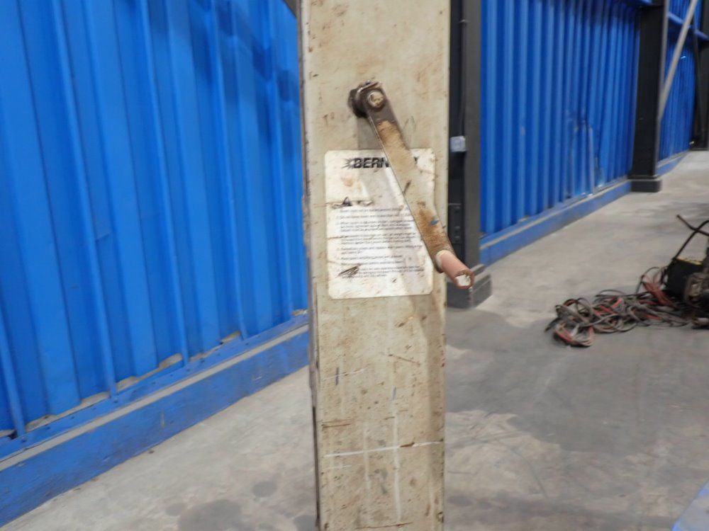 Miller 21.1kw, 72/63/22a Welder - Deltaweld 452