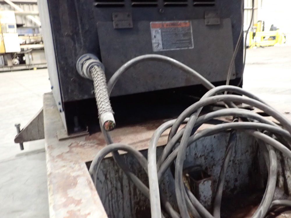 Miller 21.1kw, 72/63/22a Welder - Deltaweld 452