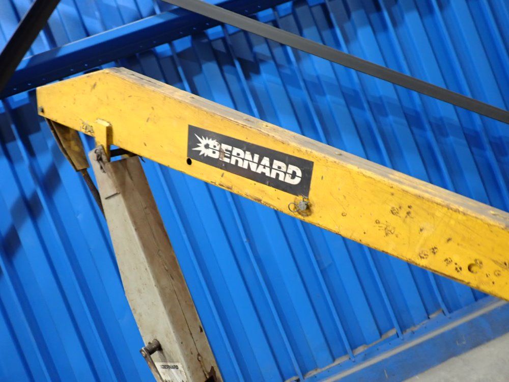 Miller 21.1kw, 72/63/22a Welder - Deltaweld 452