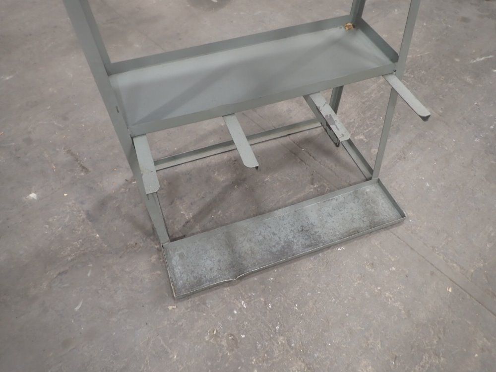 Liss 3 Bar Stock Rack