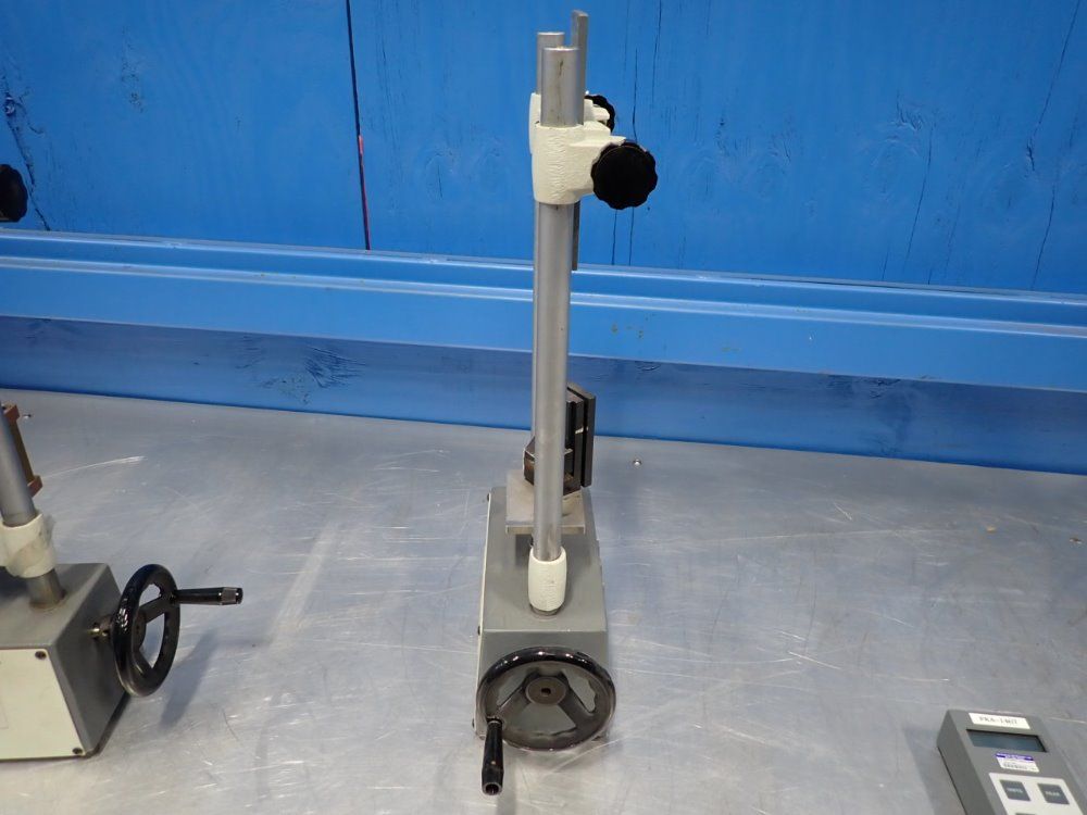 Chatillon 200 X .2lbs Digital Force Scale W/ Stands - Dfis 200