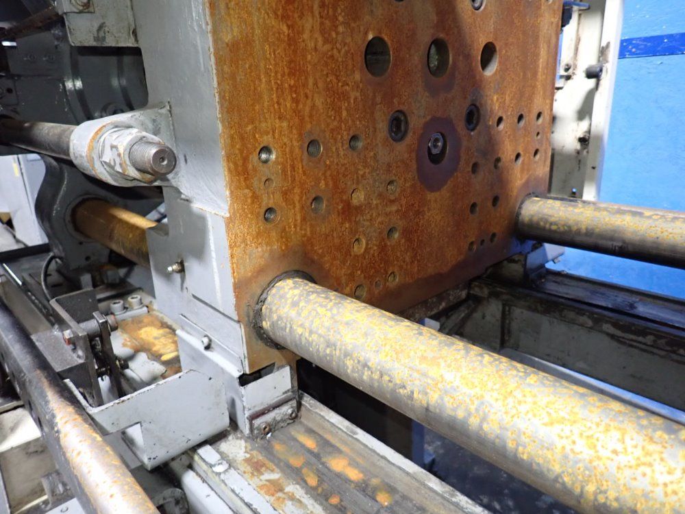 Sumitomo Injection Molder