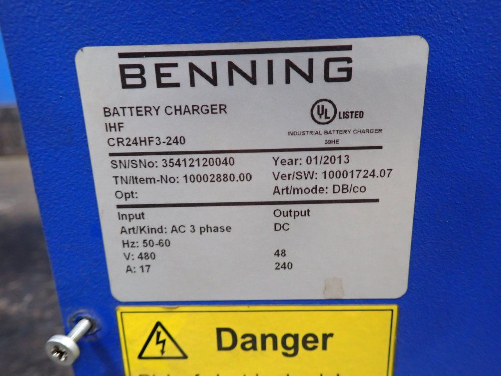 Benning 240 Amps Battery Charger - Cr24hf3-240
