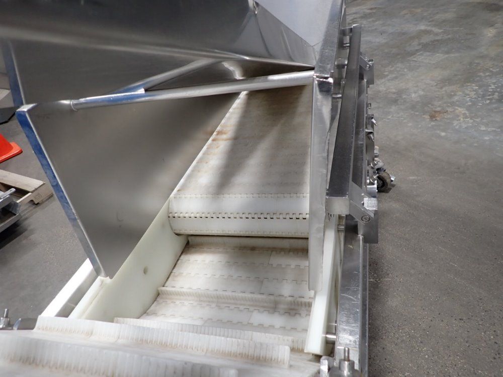 N/a 17" Width Elevator