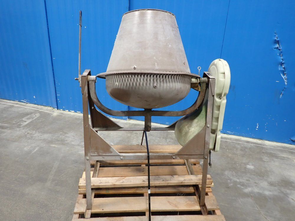 Sears 4 Cu.ft. Cement Mixer - 713.7535