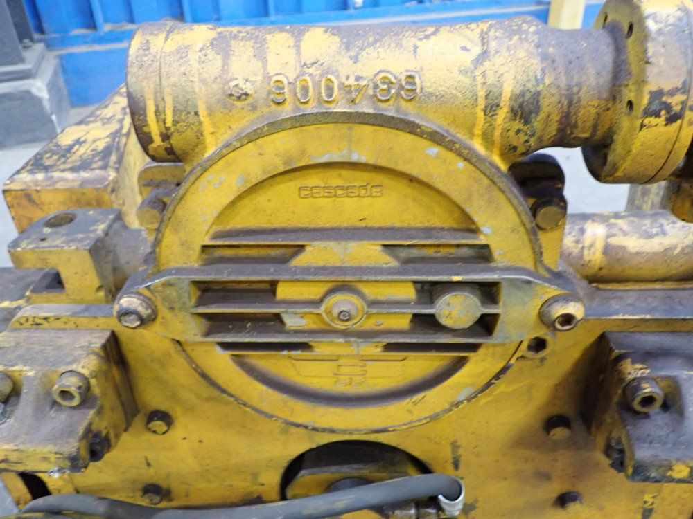 Cascade Clamp Forklift Attachment