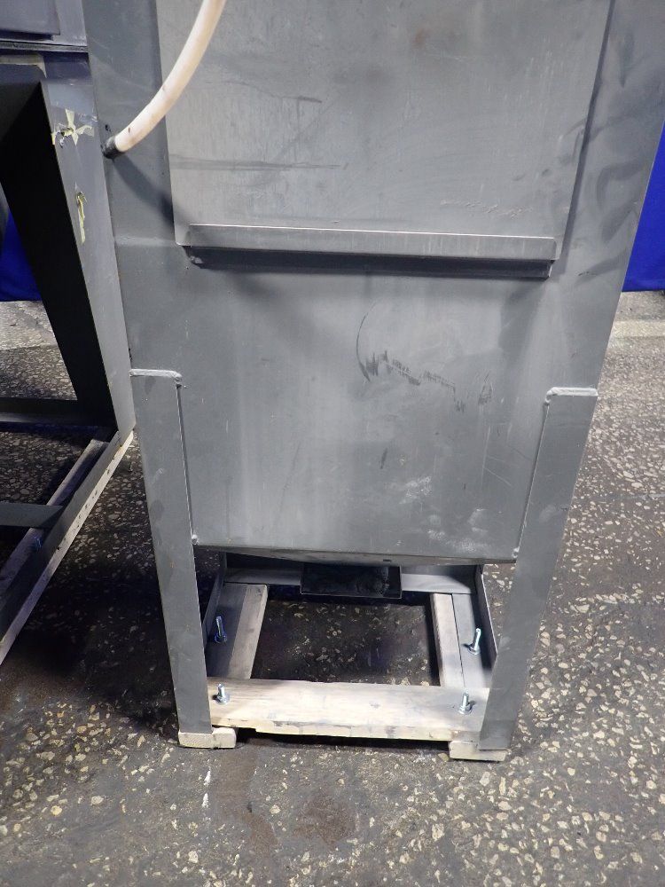 Econoline Grit Blast Cabinet