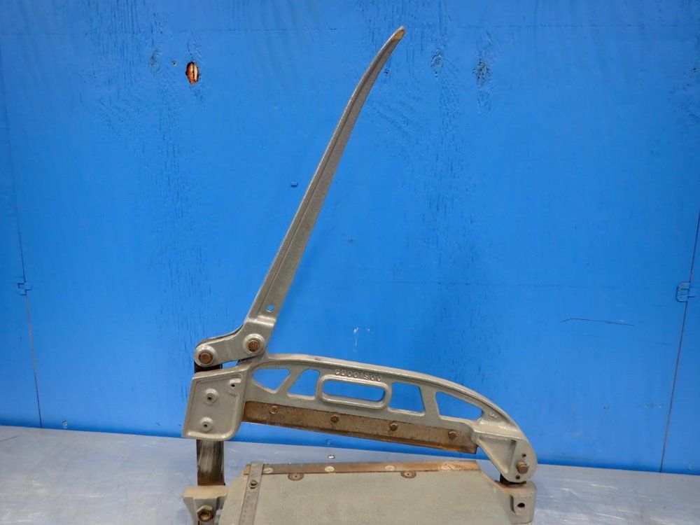 Hermes 14" X 1" Blade, 12"x12" Cutting Surface Guillotine Shear - 25-160-00