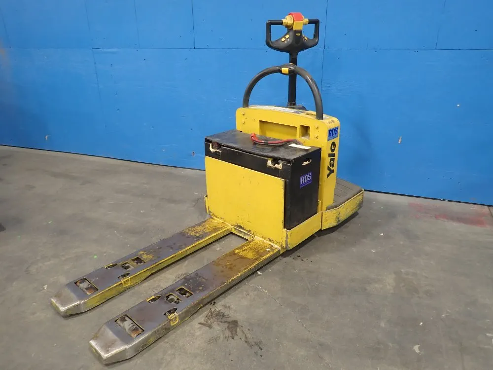 Yale 6000# Electric Pallet Jack - Mpe06len24t2748