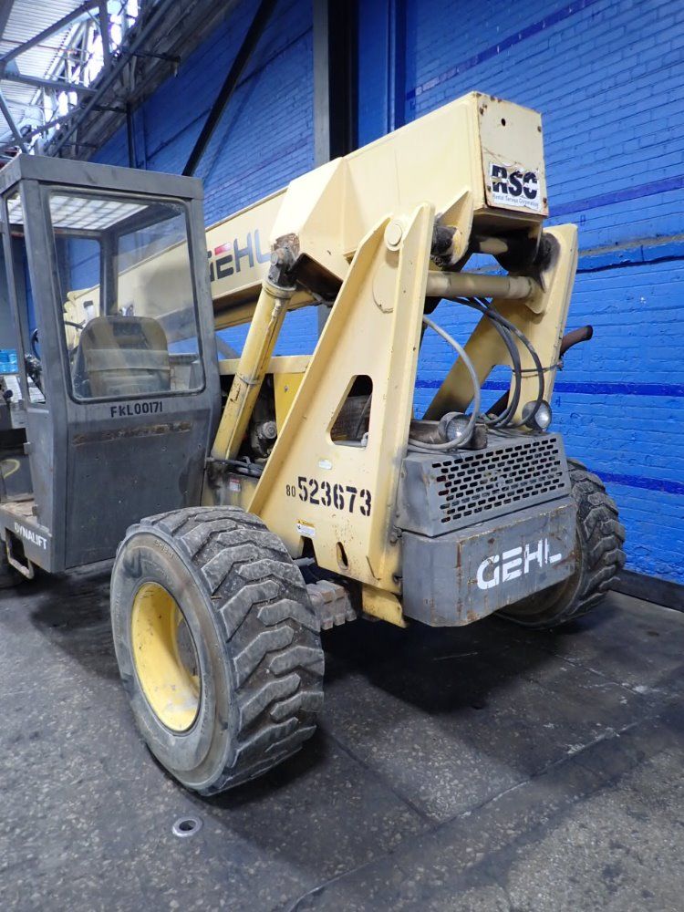 Gehl 6000 Lbs Diesel Forklift - 553