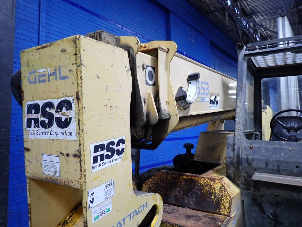 Gehl 6000 Lbs Diesel Forklift - 553