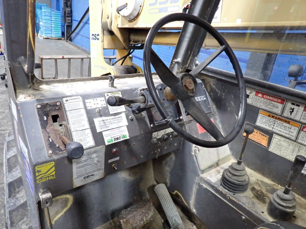 Gehl 6000 Lbs Diesel Forklift - 553