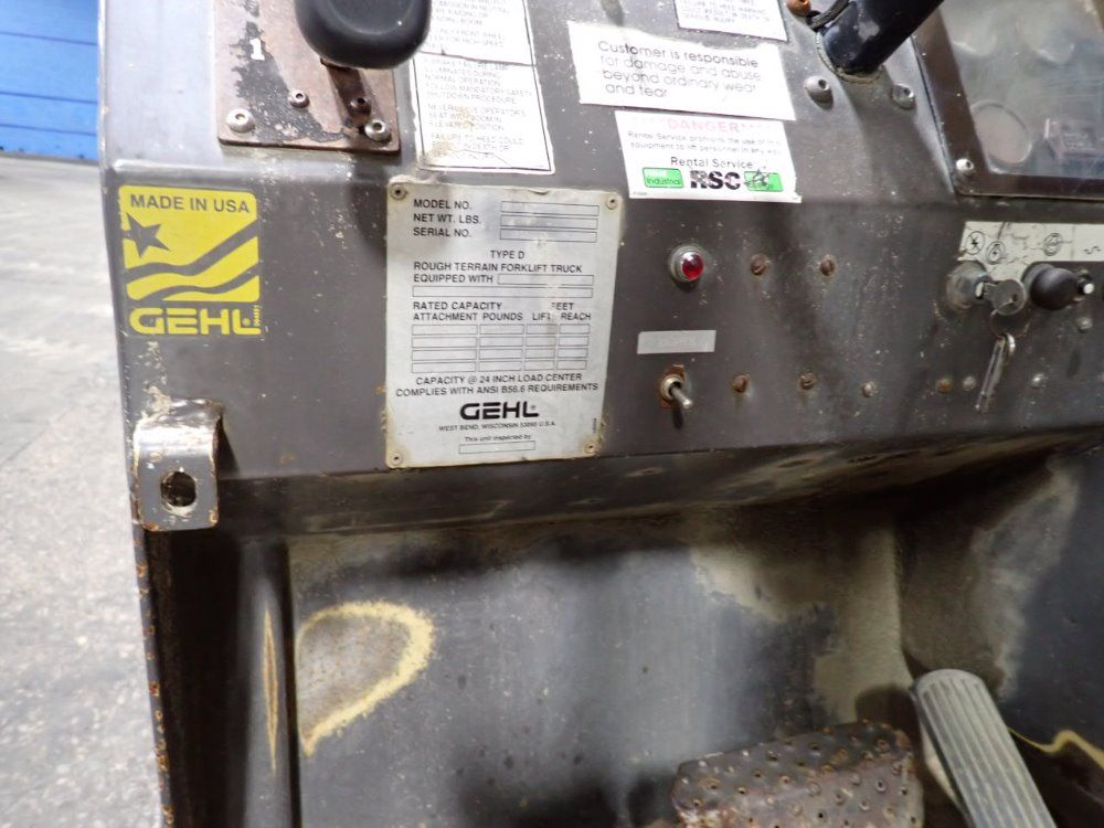 Gehl 6000 Lbs Diesel Forklift - 553
