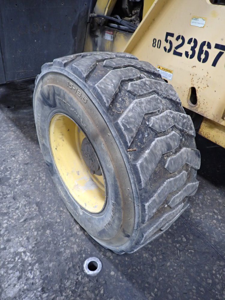 Gehl 6000 Lbs Diesel Forklift - 553