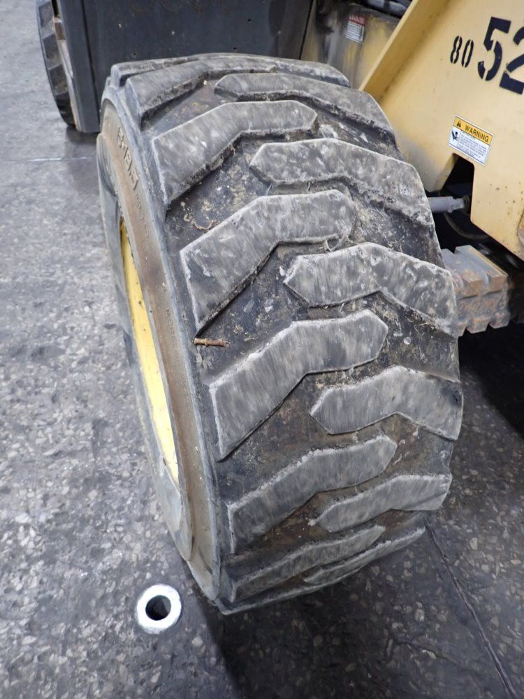 Gehl 6000 Lbs Diesel Forklift - 553