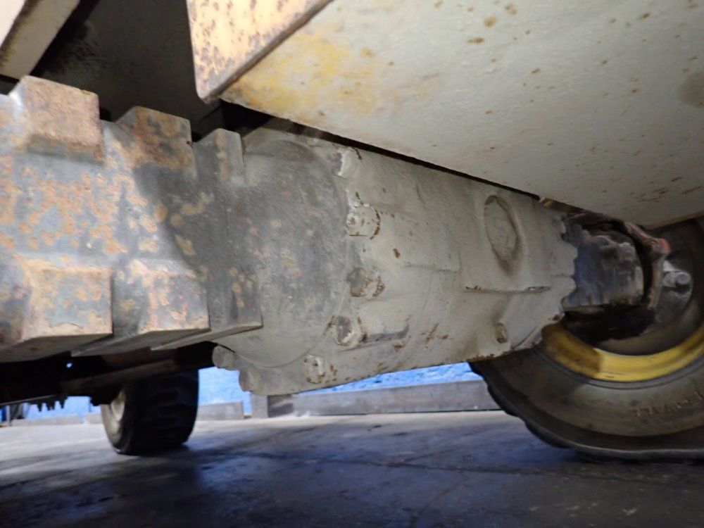 Gehl 6000 Lbs Diesel Forklift - 553