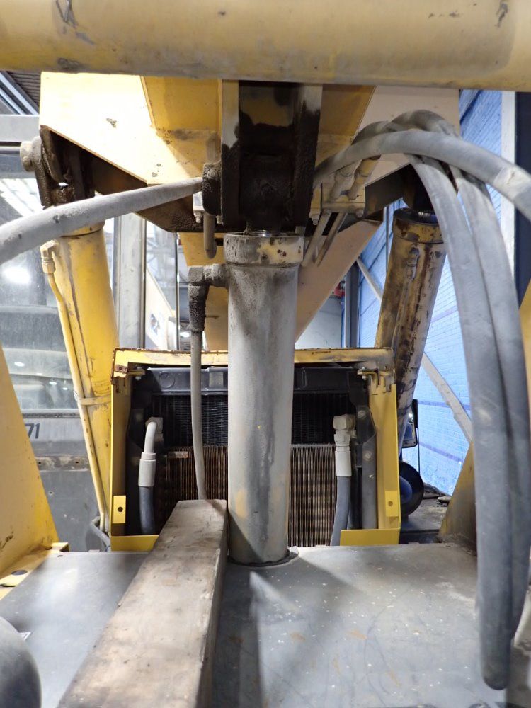 Gehl 6000 Lbs Diesel Forklift - 553