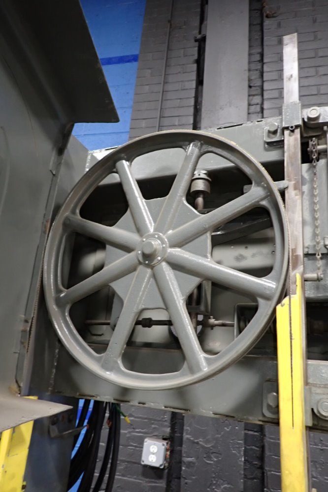 Grob Brothers 18" X 5 1/2" Vertical Band Saw - N518