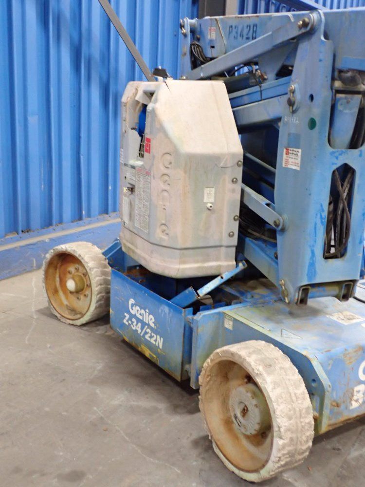 Genie 500lbs/227kg Boom Lift - Z-34n