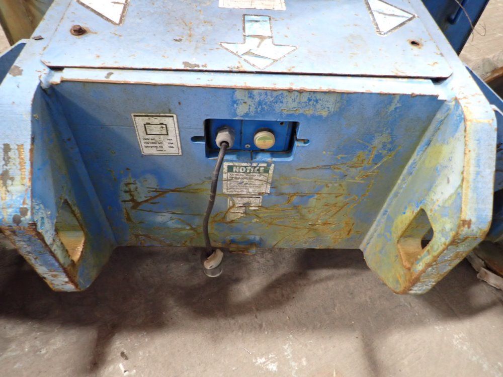 Genie 500lbs/227kg Boom Lift - Z-34n