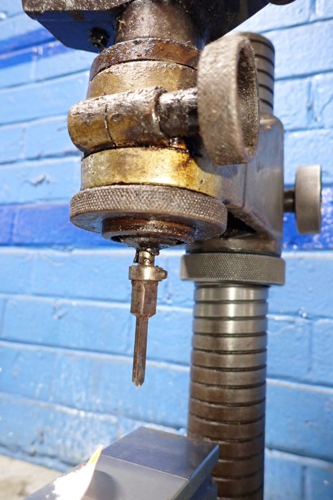 Carl Mahr Dial Comparator