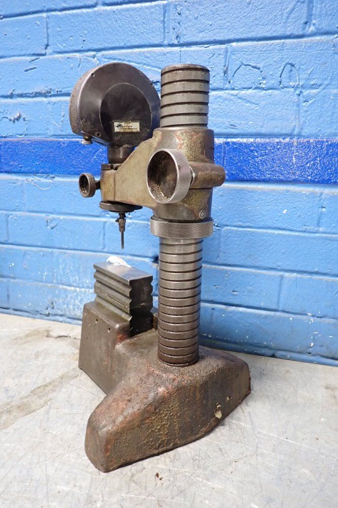 Carl Mahr Dial Comparator