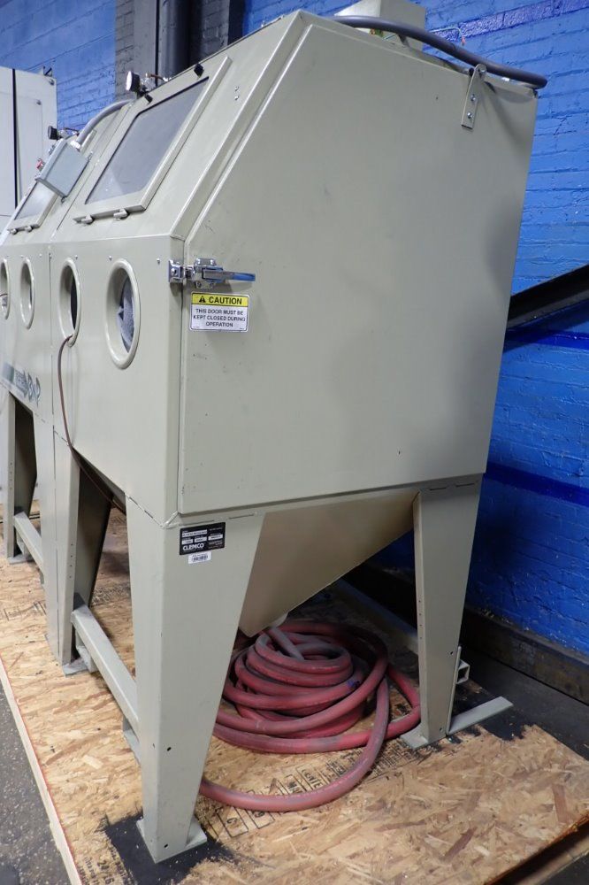 Clemco 74" X 36" X 38" Blast Cabinet - Dbl65s900 Reclaim Wodc