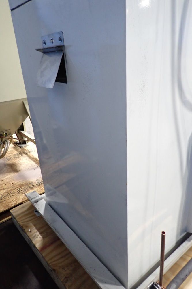 Clemco 74" X 36" X 38" Blast Cabinet - Dbl65s900 Reclaim Wodc