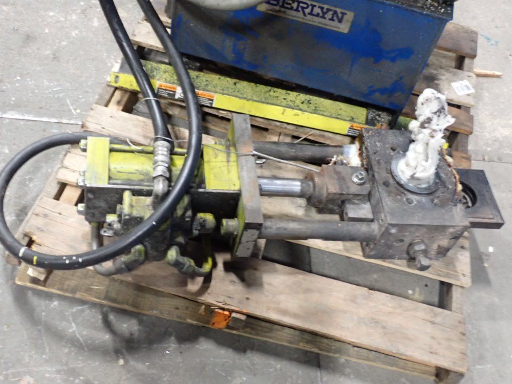 Berlyn 2hp Hydraulic Screen Changer - Bcm-3500