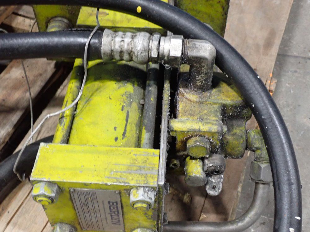 Berlyn 2hp Hydraulic Screen Changer - Bcm-3500