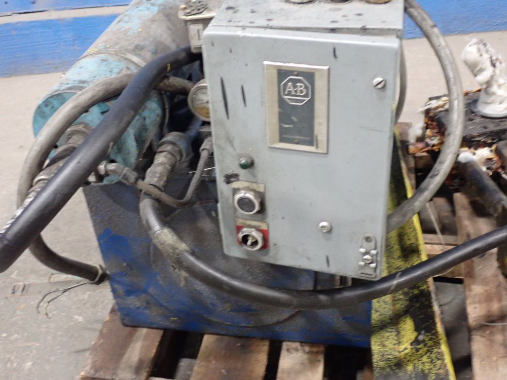 Berlyn 2hp Hydraulic Screen Changer - Bcm-3500